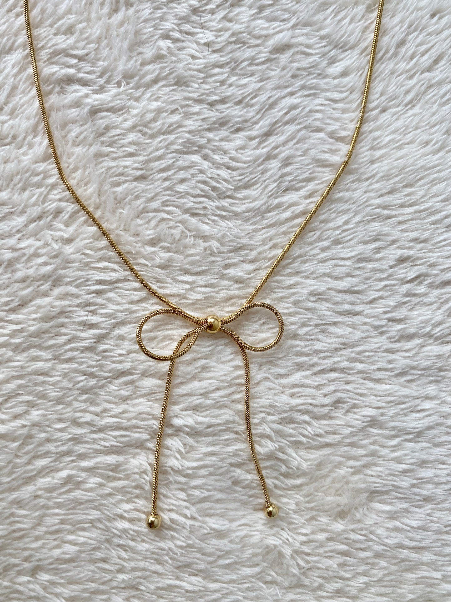 Gold Bow Necklace